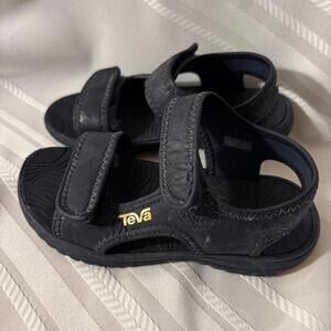 Teva Kids Tidepool Sandal Size 11C Blue And Yellow Straps